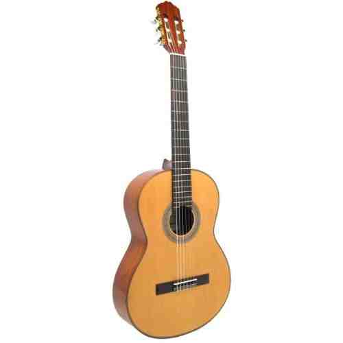 classicalguitar1.jpg